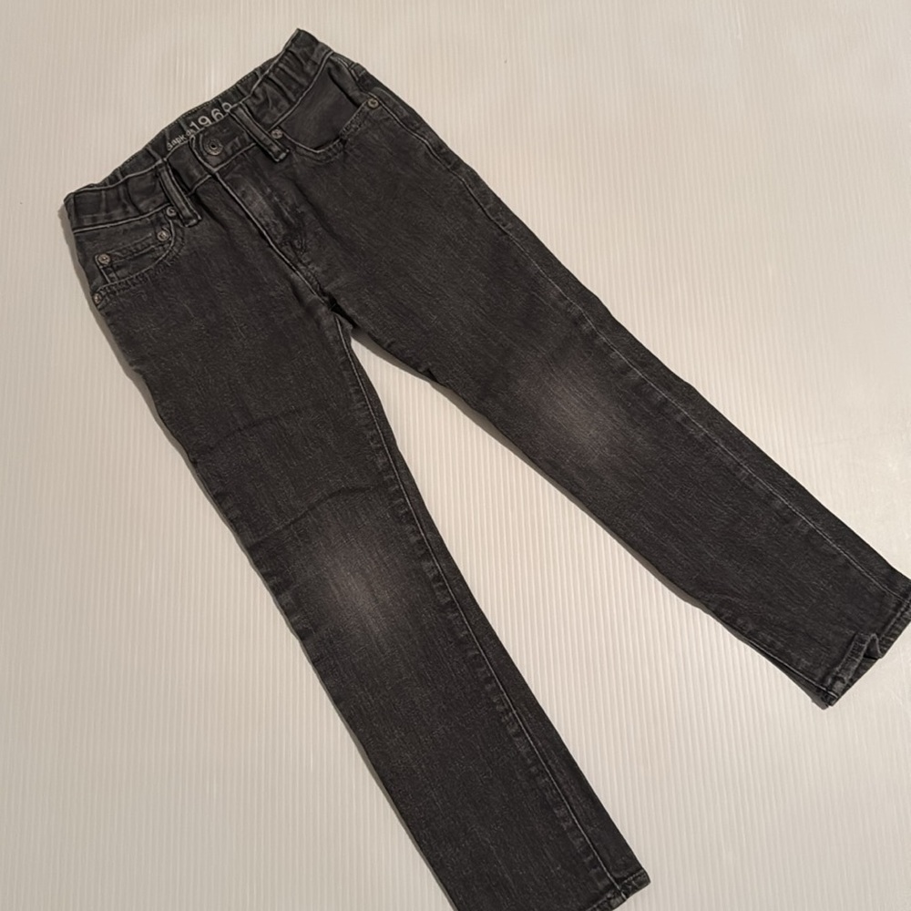 GAP kids 1969 gray skinny jeans.  Girls Size 6